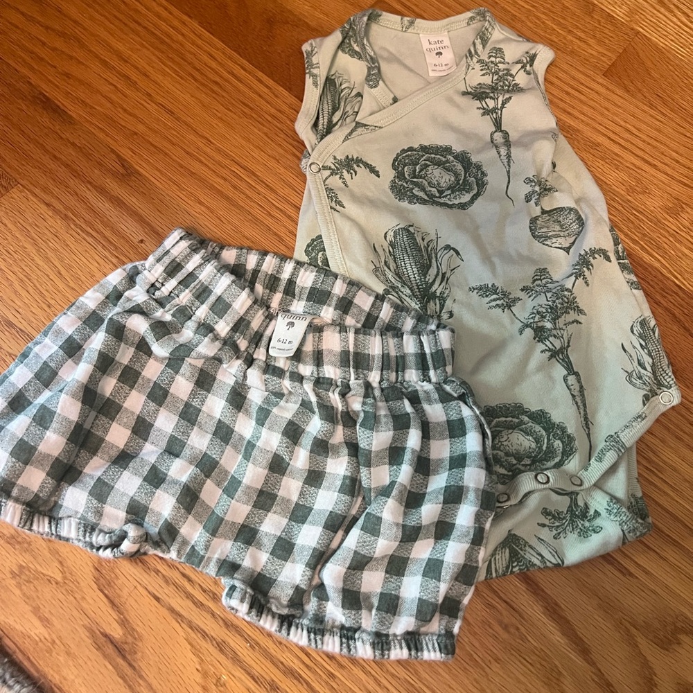 Kate Quinn 6-12 months organic cotton gingham and veggie print match set GN - Picture 2 of 7